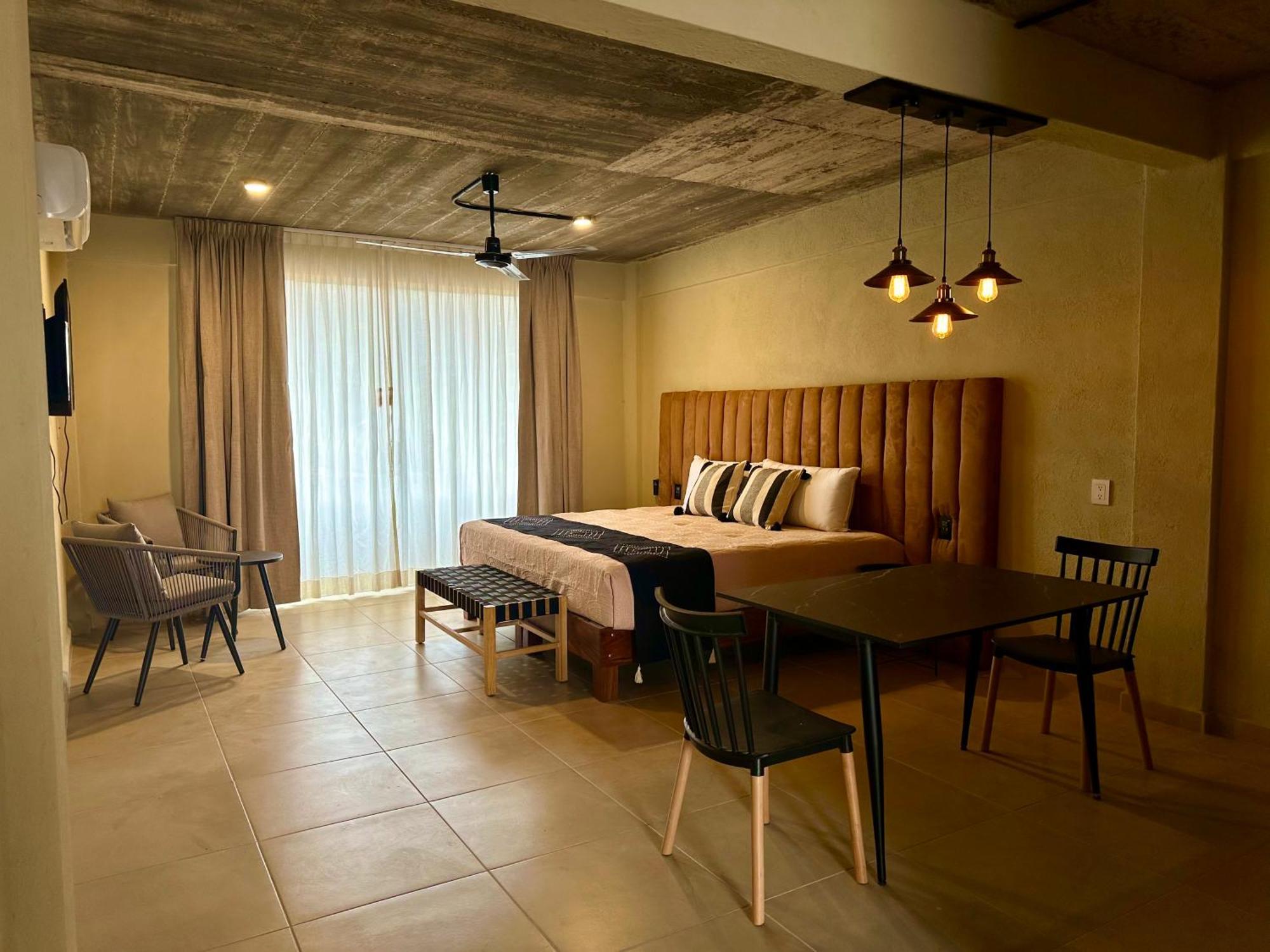 Lolitas Suites 303 Zihuatanejo Bagian luar foto